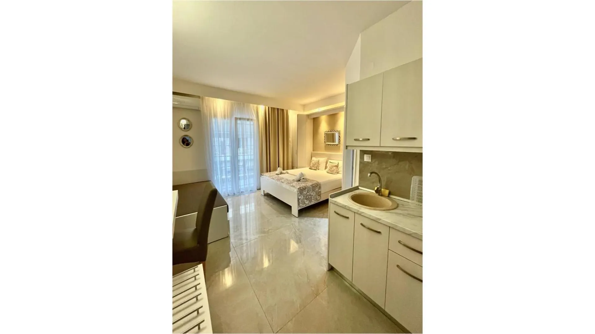 Myrto Rooms Pefkochori