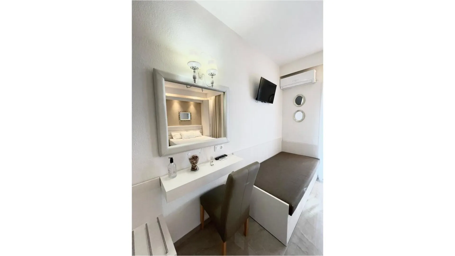 Apartament Myrto Rooms Pefkochori Grecia