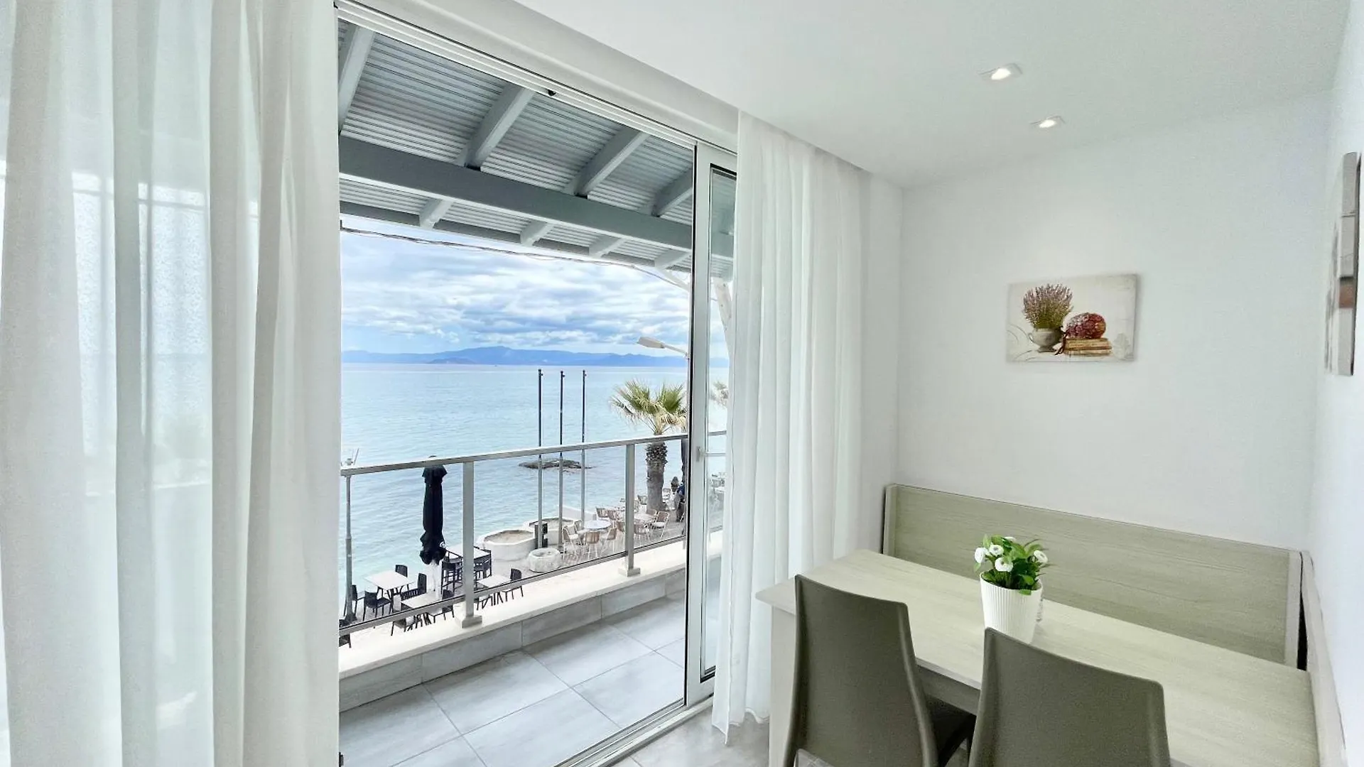 Apartament Myrto Rooms Pefkochori Grecia