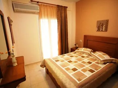 Myrto Rooms Pefkochori 0*,  Grecia